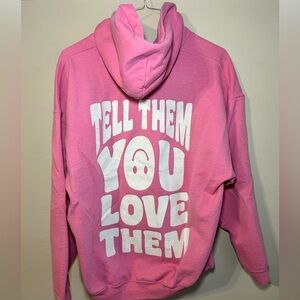 Trendy pink sweatshirt